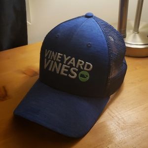 Vineyard Vines hat.